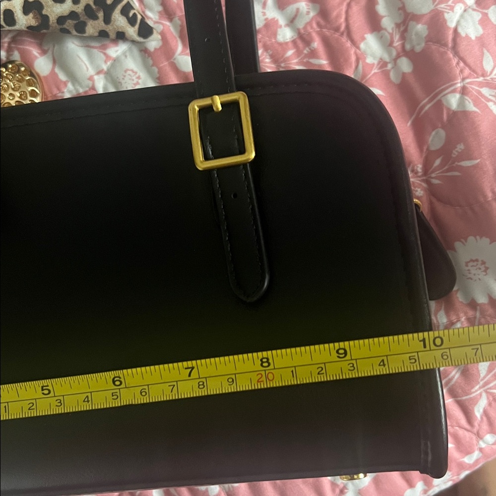 Shoulder Bag - Picture 7 of 8
